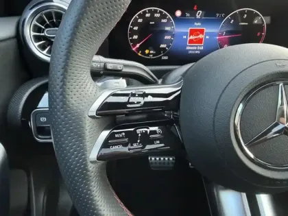 Photo 23 Mercedes Classe A 180 d AMG Line