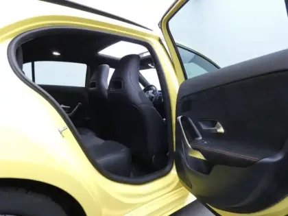 Photo 21 Mercedes Classe A 200 AMG Line