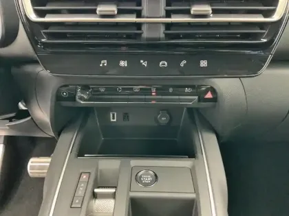 Photo 12 Citroën C5 aircross  Hybride Rechargeable 225 e-EAT8 Shine