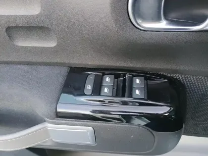 Photo 19 Citroën C3  PureTech 110 S&S EAT6 Shine