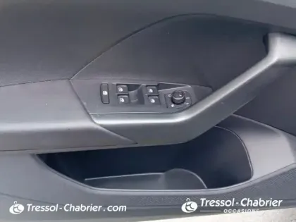 Photo 19 Volkswagen T-cross  1.0 TSI 110 Start/Stop DSG7 Life Plus