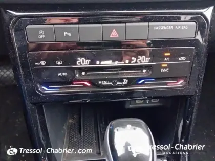 Photo 12 Volkswagen T-cross  1.0 TSI 110 Start/Stop DSG7 Life Plus