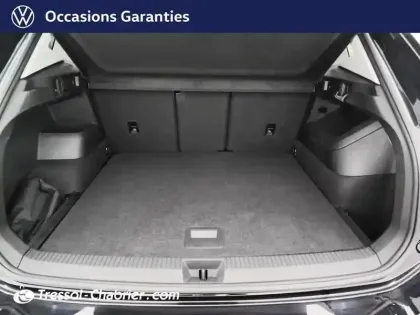 Photo 7 Volkswagen Tiguan  1.5 eTSI 131ch DSG7 VW Edition