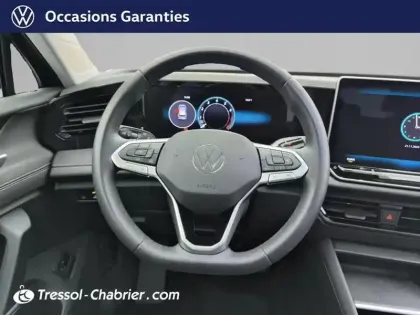 Photo 11 Volkswagen Tiguan  1.5 eTSI 131ch DSG7 VW Edition