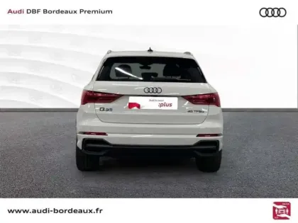 Photo 3 Audi Q3 45 TFSIe 245 ch S tronic 6 S line