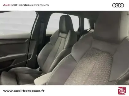 Photo 9 Audi A3 35 TFSI Mild Hybrid 150 S tronic 7 S line