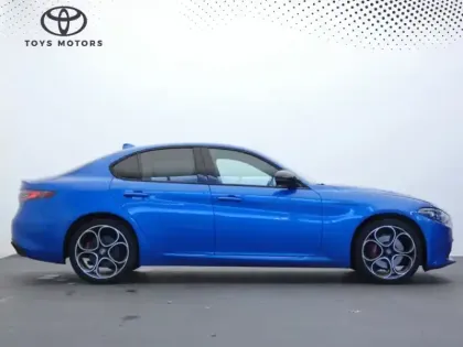 Photo 1 Alfa Romeo Giulia Competizione Q4 2.0 280 ch BVA8