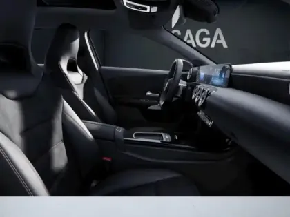 Photo 37 Mercedes Classe A 180 AMG Line