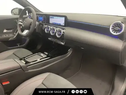 Photo 59 Mercedes Classe A 180 AMG Line