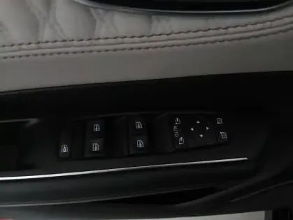 Photo 19 Renault Talisman Blue dCi 190 EDC Initiale Paris