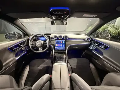 Photo 43 Mercedes Classe C Gén. V (W206) Ph1 AMG Line + 4