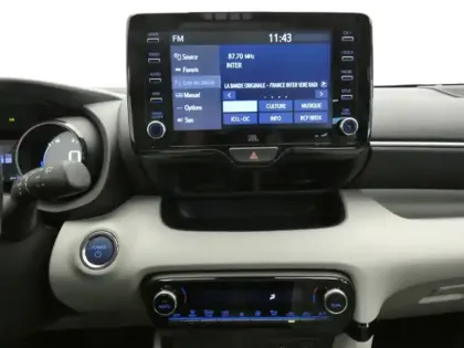 Photo 14 Toyota Yaris Hybride 116h Iconic / Toit panoramique