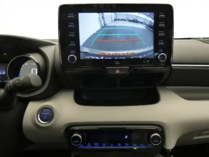 Photo 15 Toyota Yaris Hybride 116h Iconic / Toit panoramique