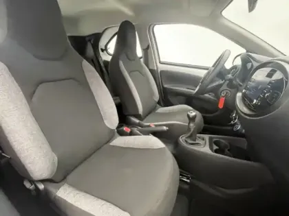 Photo 20 Toyota Aygo 1.0 VVT-i 72 Dynamic