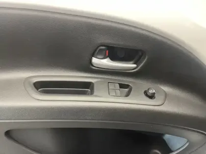 Photo 11 Toyota Aygo 1.0 VVT-i 72 Dynamic