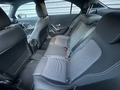 Photo 9 Mercedes Classe A 180 Berline Progressive Line