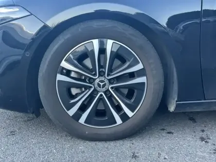 Photo 5 Mercedes Classe A 180 Berline Progressive Line