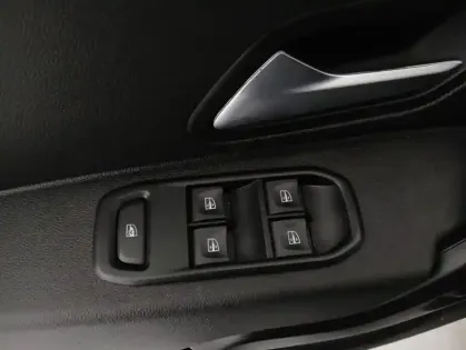 Photo 12 Dacia Duster Blue dCi 115 4x2 Confort