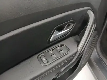 Photo 27 Dacia Duster ECO-G 100 4x2 Prestige