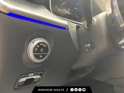 Photo 16 Mercedes Classe C 300 e Hybrid EQ AMG Line