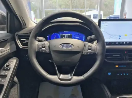 Photo 6 Ford Focus 1.0 Flexifuel mHEV 125ch Titanium X Business