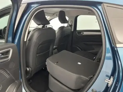 Photo 9 Renault Arkana E-Tech 145 21B Intens 5p