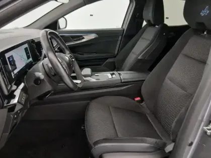 Photo 13 Renault Austral E-Tech hybrid 200 Iconic esprit Alpine