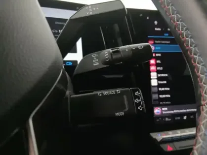 Photo 23 Renault Austral E-Tech hybrid 200 Iconic esprit Alpine