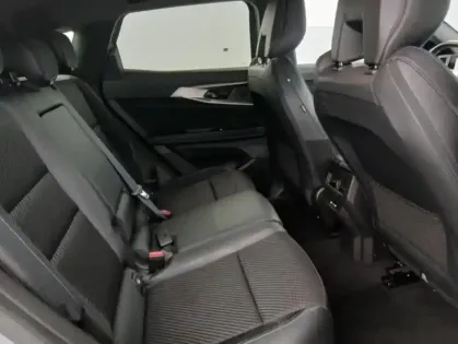 Photo 14 Renault Austral E-Tech hybrid 200 Iconic esprit Alpine