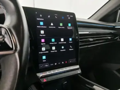 Photo 21 Renault Austral E-Tech hybrid 200 Iconic esprit Alpine