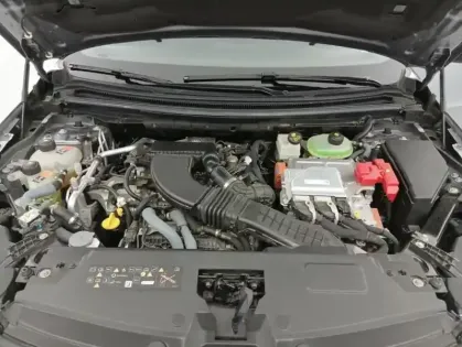 Photo 18 Renault Austral E-Tech hybrid 200 Iconic esprit Alpine