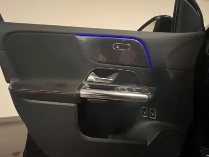 Photo 15 Mercedes GLA 250 e AMG Line