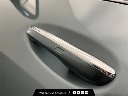 Photo 17 Mercedes Classe GLC 300 e Hybrid EQ 4MATIC AMG Line