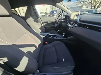 Photo 11 Toyota C-HR 1.8 HYBRIDE 122h DESIGN