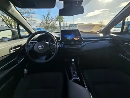 Photo 10 Toyota C-HR 1.8 HYBRIDE 122h DESIGN