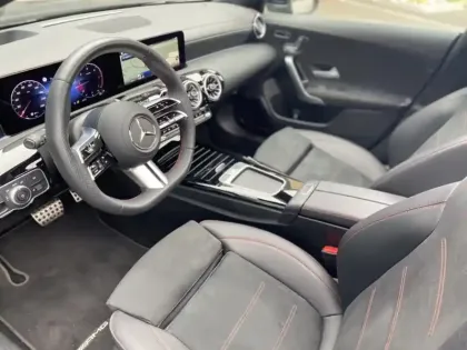 Photo 2 Mercedes CLA 200 d 150ch AMG Line 8G-DCT sse SB