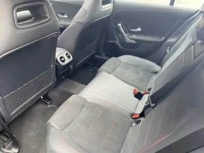 Photo 3 Mercedes CLA 200 d 150ch AMG Line 8G-DCT sse SB