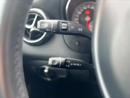 Photo 10 Mercedes GLA 180 Sensation