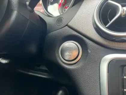 Photo 11 Mercedes GLA 180 Sensation