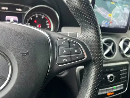 Photo 7 Mercedes GLA 180 Sensation