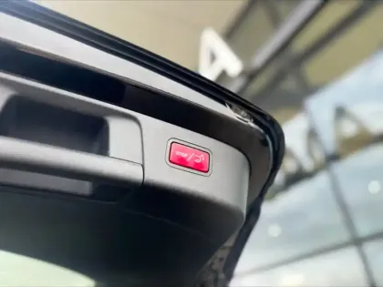 Photo 20 Mercedes GLA 180 Sensation