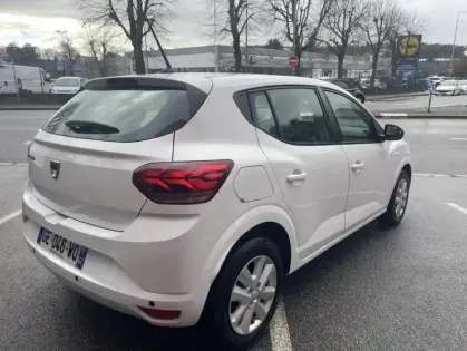 Photo 4 Dacia Sandero 90CH CONFORT