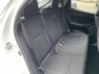 Photo 27 Toyota Yaris Hybride IV 116h Dynamic