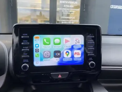 Photo 10 Toyota Yaris Hybride IV 116h Dynamic