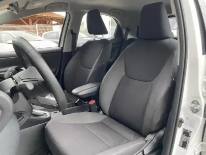 Photo 18 Toyota Yaris Hybride IV 116h Dynamic