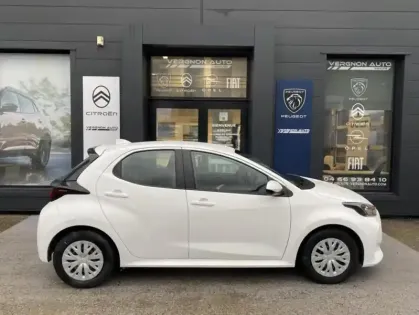 Photo 25 Toyota Yaris Hybride IV 116h Dynamic