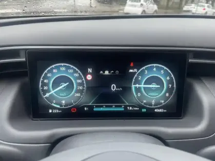 Photo 11 Hyundai Tucson 1.6 T-GDI 150 Hybrid 48V iBVM Creative 5P