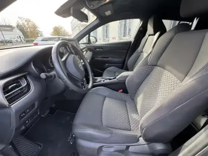 Photo 16 Toyota C-HR 1.8 Hybride 122 Edition MY22 ch