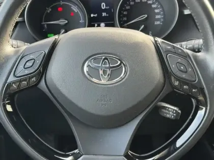 Photo 12 Toyota C-HR 1.8 Hybride 122 Edition MY22 ch