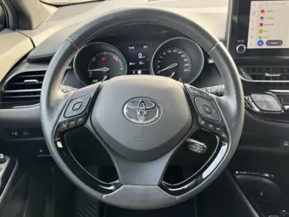 Photo 11 Toyota C-HR 1.8 Hybride 122 Edition MY22 ch